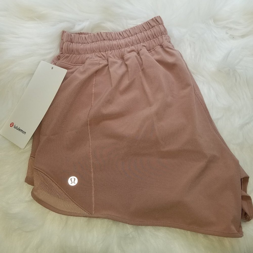 Lululemon copper coil hotty hot short size 8 NWT - Picture 9 of 10